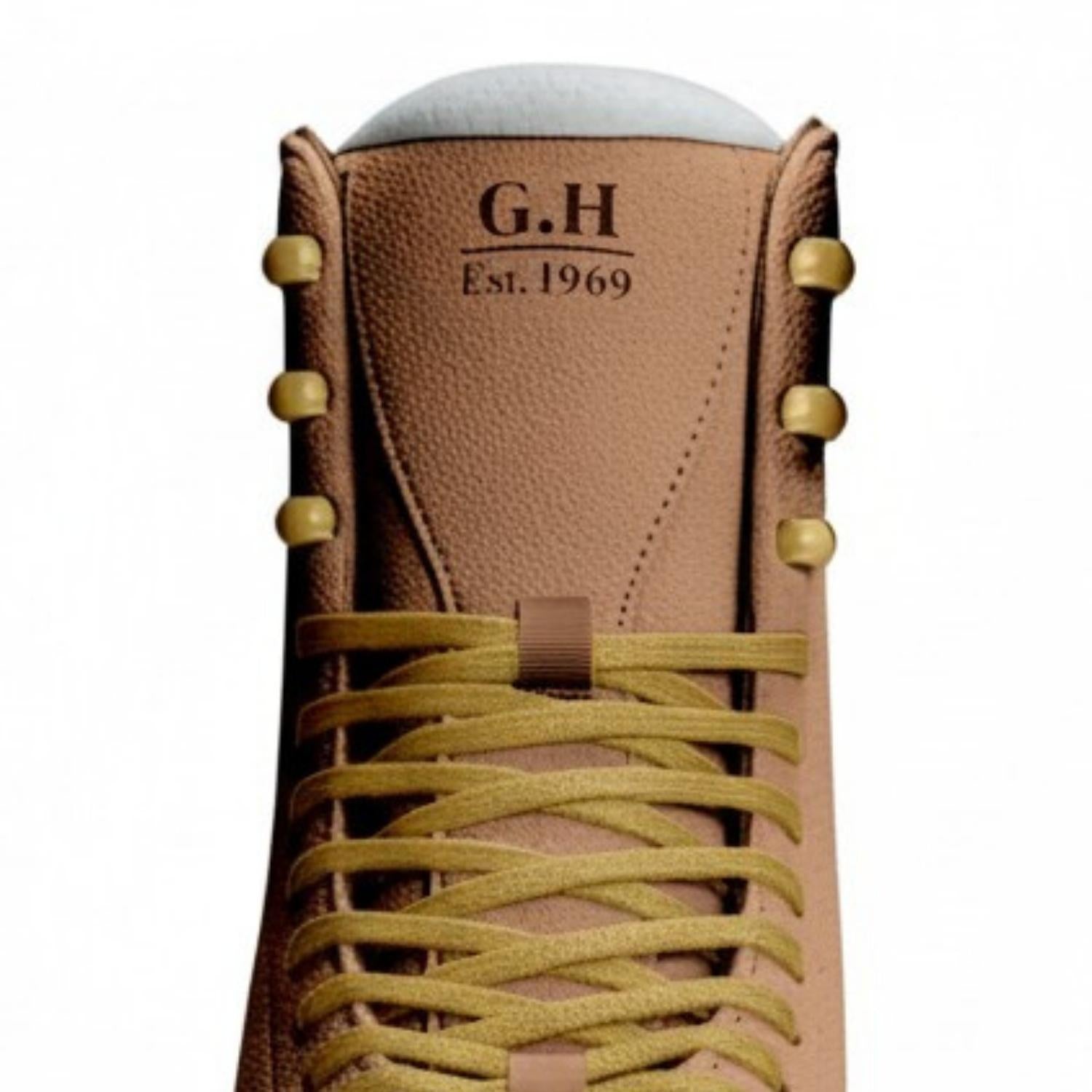 #color_Tan beige (Suede Leather)