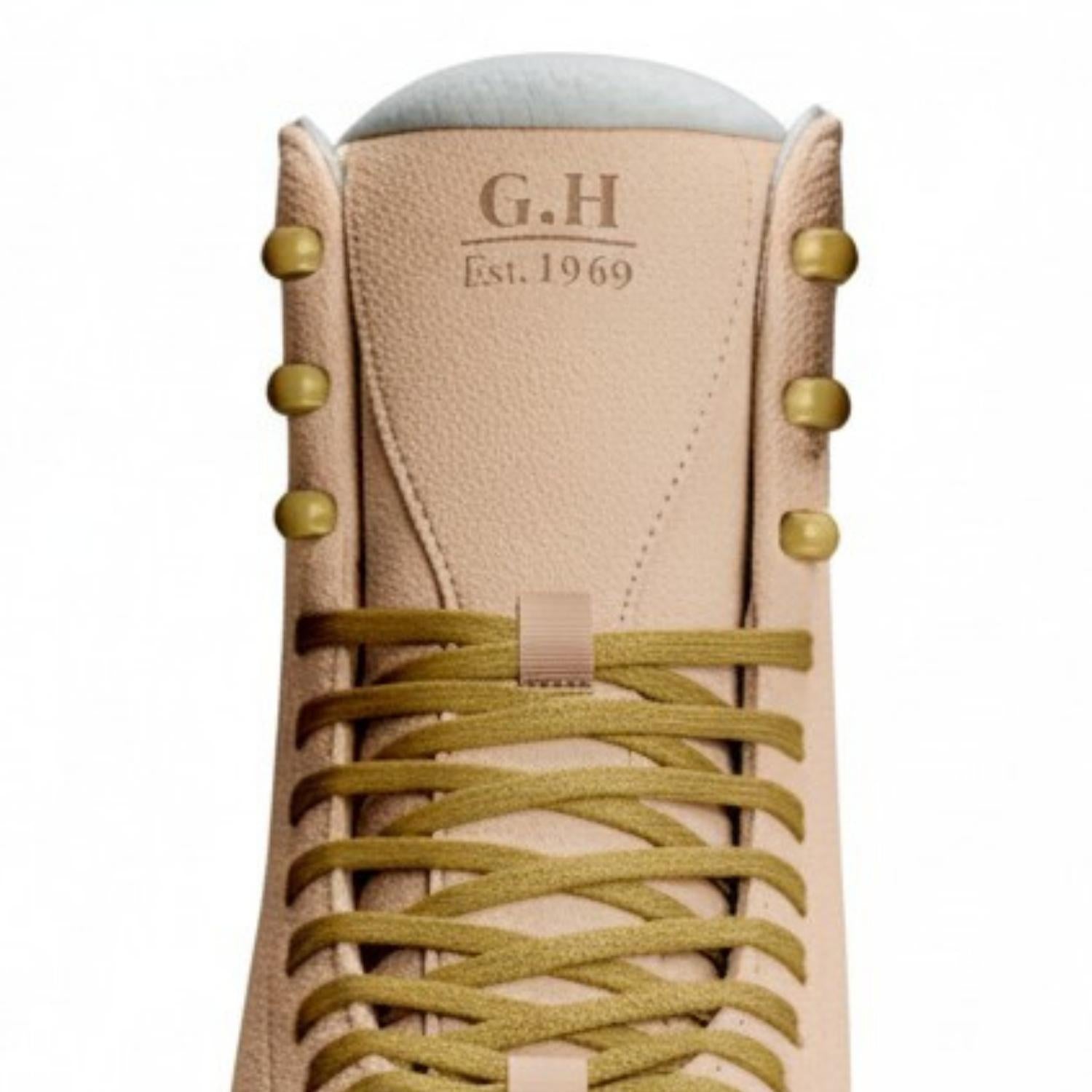 #color_Pinkish beige (Suede Leather)