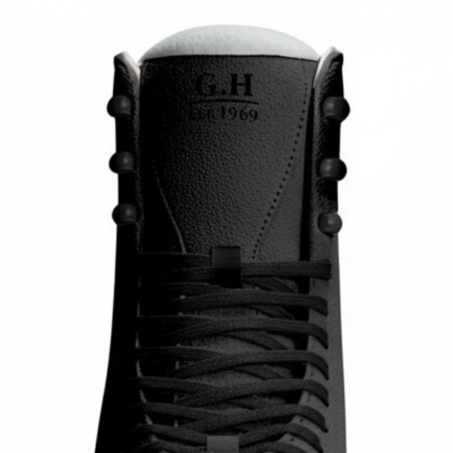 #color_Black (Suede Leather)